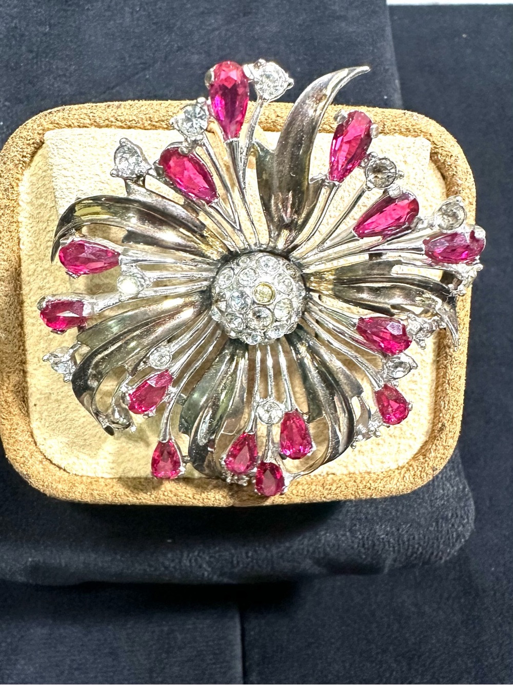 Lovely Vtg: STERLING #2421 Pink to Red Rhinestone Oversized Accent Brooch
